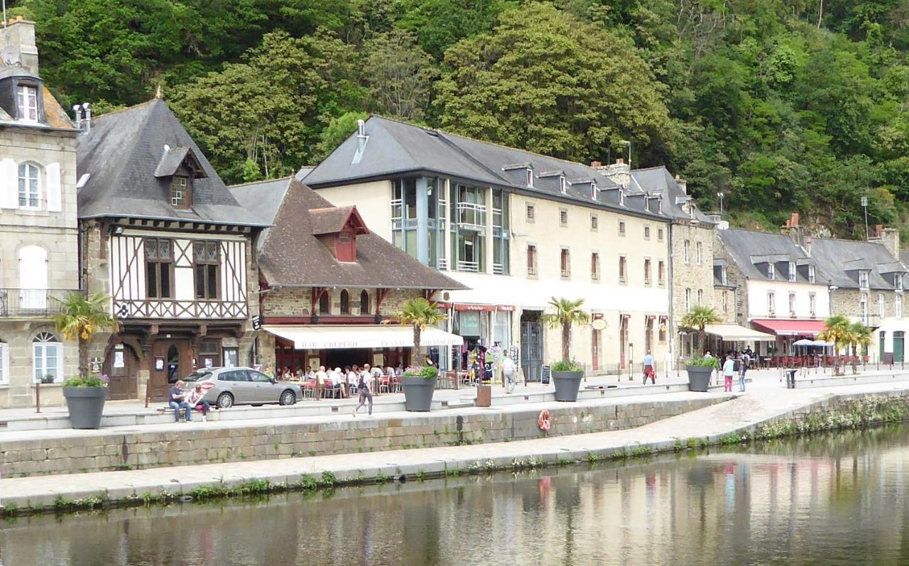 Maison Au Port De Dinan Villa Екстериор снимка